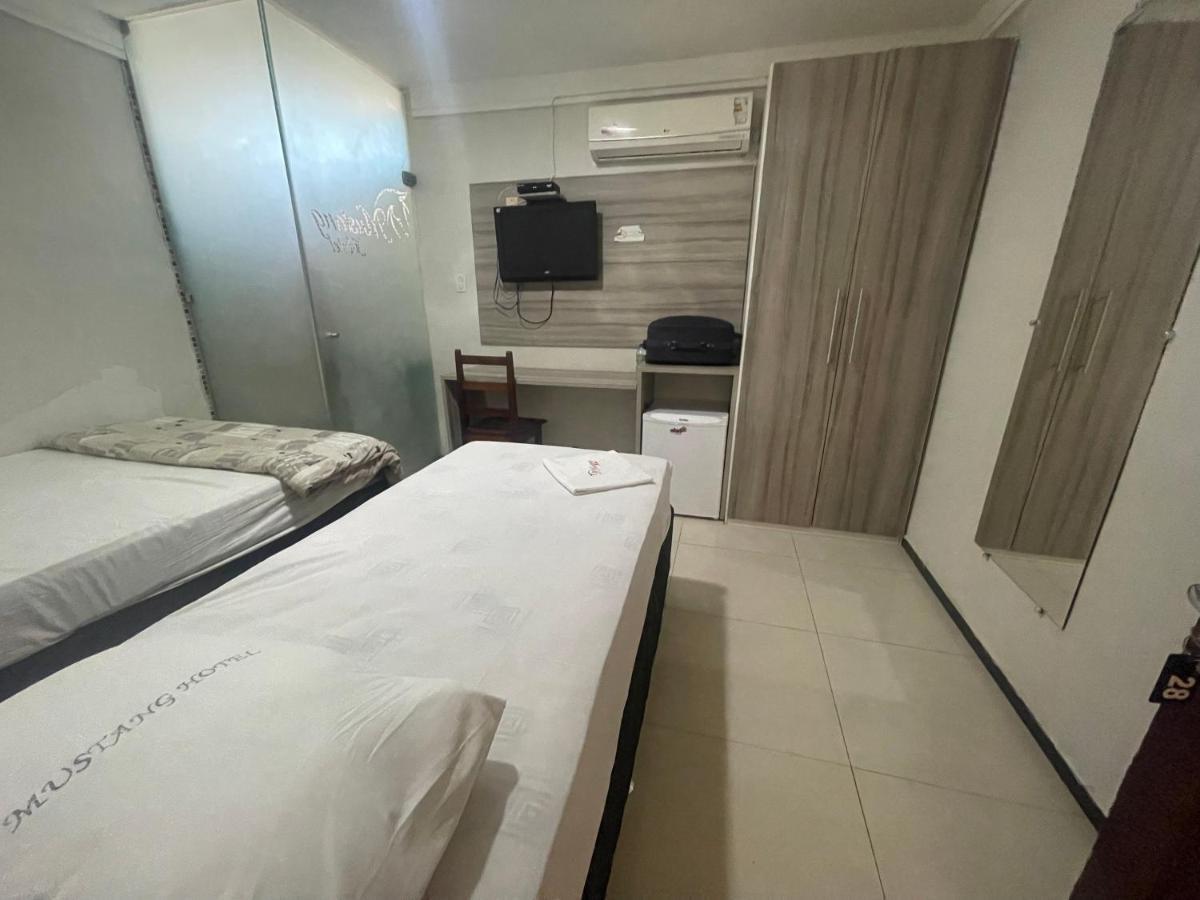 Mustang Hotel Салгейру Экстерьер фото